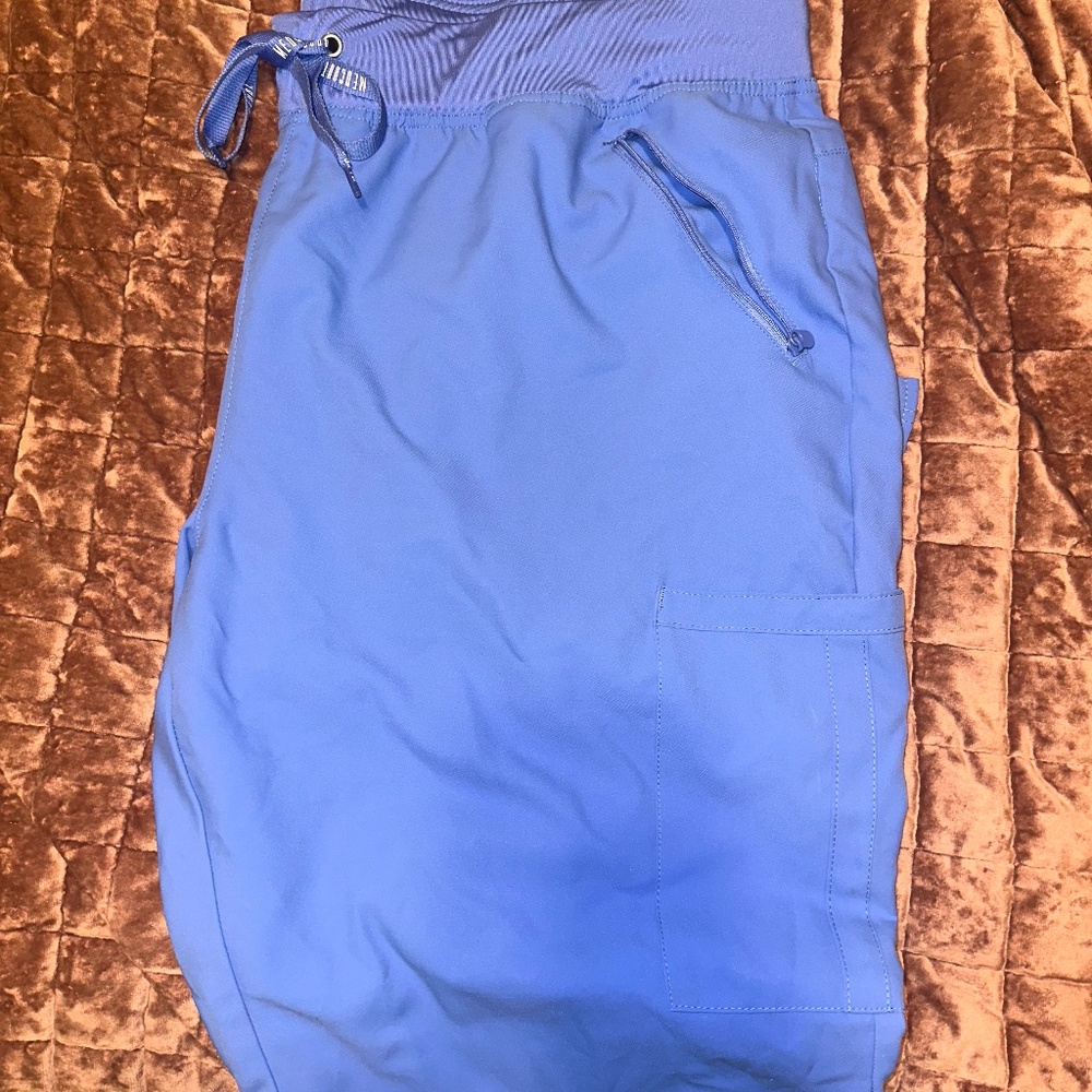 Scrub Set (2-Piece, Size 2X) - Picture 11 of 11